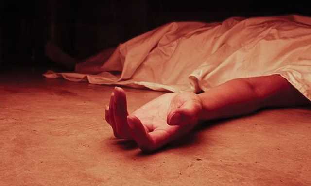 خواجہ سرا بننے پر باپ کی بیٹے کو جان لیوا سزا