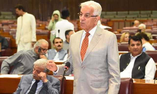 ابھی نندن کی واپسی قومی سرنڈر تھا، آج بھی اس فیصلے پر شرمندگی ہے، وزیر دفاع خواجہ آصف