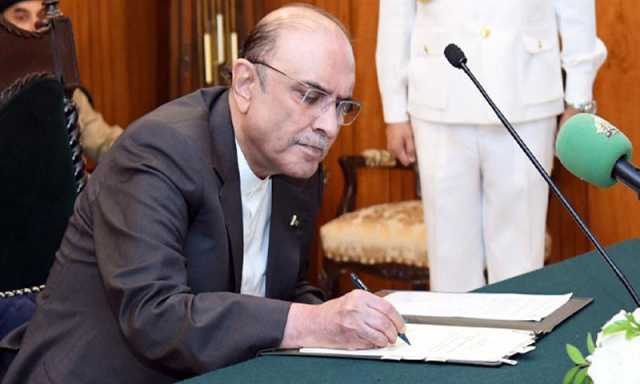 صدر مملکت آصف زرداری نے آئندہ مالی سال کے بجٹ کی منظوری دے دی