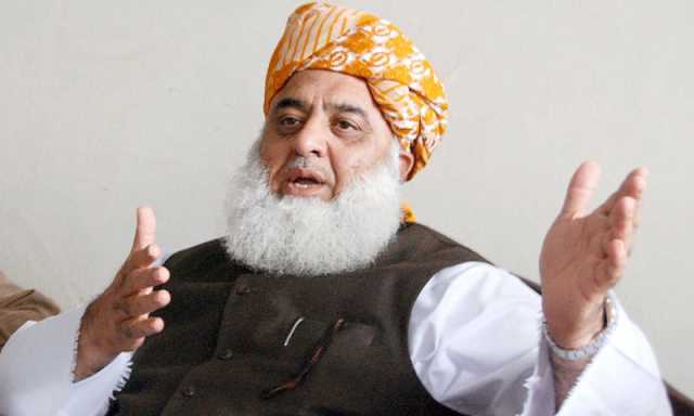 بھارت کو 4 گھنٹے میں ہرا دیا، دہشتگردی کو 40 سال میں شکست کیوں نہیں دی جا سکی؟ مولانا فضل الرحمن