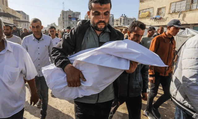 غزہ میں اسرائیلی حملہ، خاتون فلسطینی ڈاکٹر کے 10 میں سے 9 بچے شہید