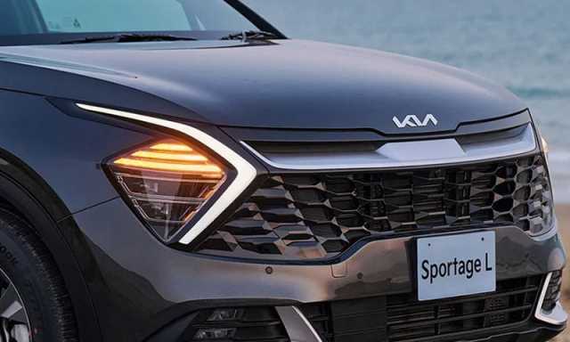 کِیا گاڑیوں کی ڈیلیوری میں تاخیر کا سبب کیا ہے؟ لکی موٹر کارپوریشن نے بتادیا
