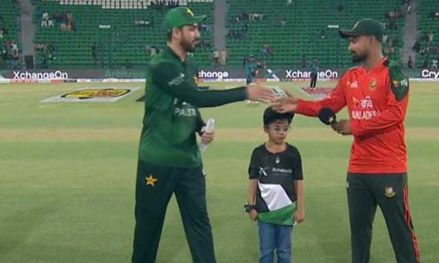 ٹی 20 سیریز، دوسرے میچ میں پاکستان کا بنگلہ دیش کے خلاف ٹاس جیت کر بیٹنگ کا فیصلہ