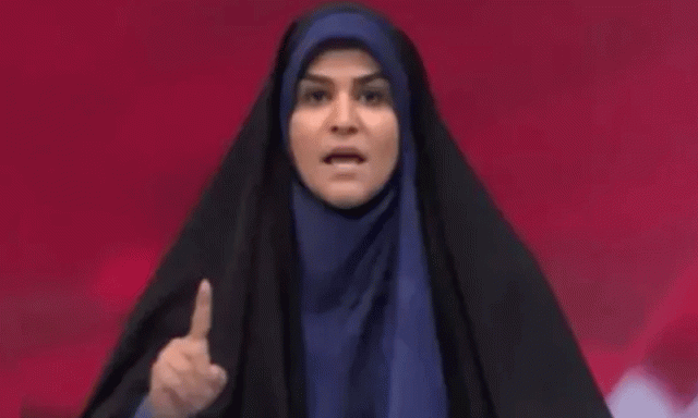 ایرانی ٹی وی پر حملے کے باوجود نشریات جاری رکھنے والی نیوز اینکر سحر امامی کون ہیں؟