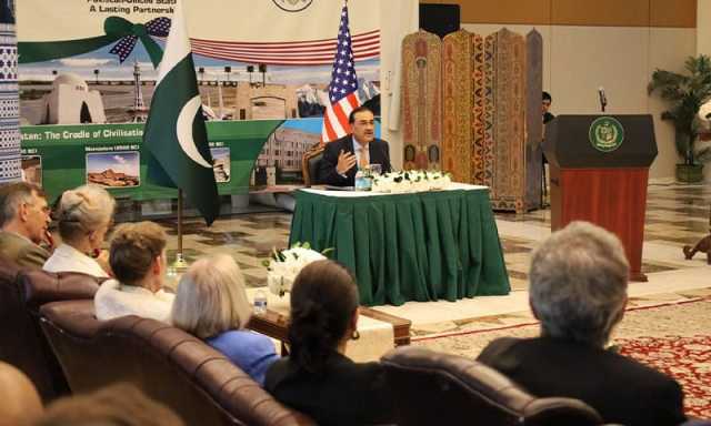 پاکستان عالمی امن کا داعی اور دہشتگردی کے خلاف جنگ میں فرنٹ لائن پر ہے: فیلڈ مارشل عاصم منیر