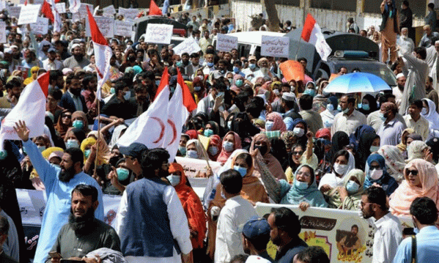 بلوچستان گرینڈ الائنس کا احتجاج دوسرے روز بھی جاری، عدالتی کارروائی کا بائیکاٹ