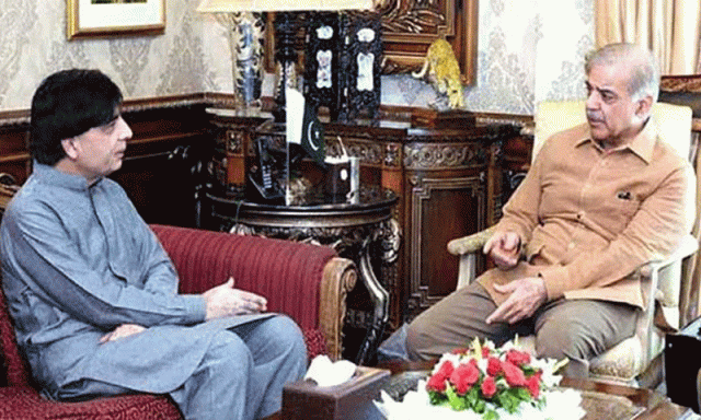 وزیراعظم شہباز شریف کی چوہدری نثار سے اہم ملاقات، سیاسی امور پر تبادلہ خیال