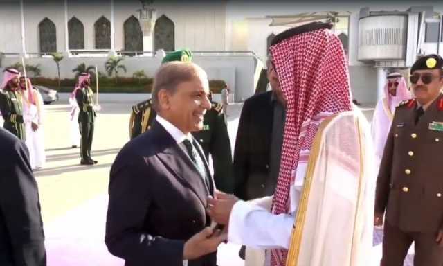 وزیرِ اعظم شہباز شریف 2 روزہ دورہ سعودی عرب مکمل کرکے واپس پاکستان روانہ