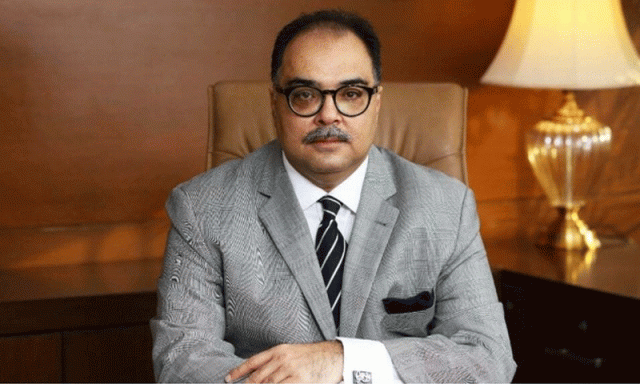 کراچی اور احمد آباد طیارہ حادثے میں کیا چیزیں ایک جیسی تھیں؟ ظفر مسعود نے بتادیا