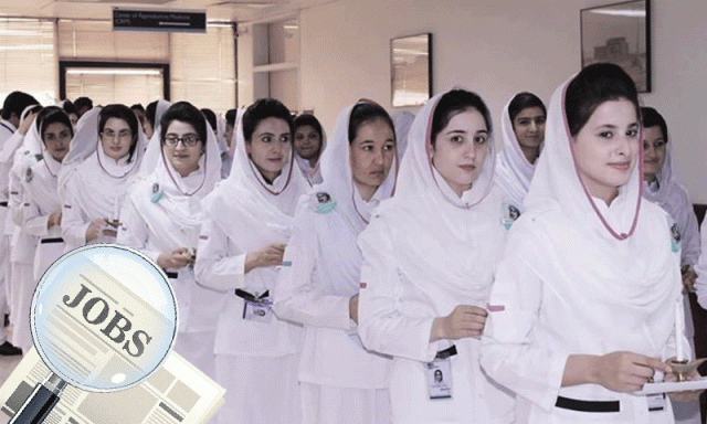 پنجاب میں ہزاروں نرسز بھرتی کرنے کا فیصلہ کیوں کیا گیا؟