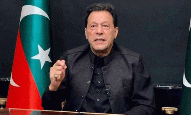 دباؤ بڑھنے پر ڈیلیں بھیج کر خاموش رہنے کا کہا جاتا ہے، عمران خان کا دعویٰ