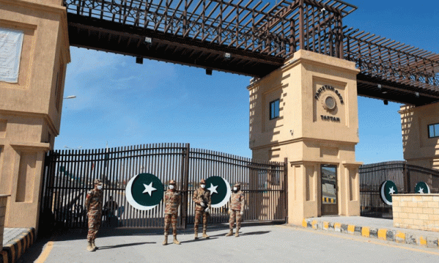 ایران سے 160 پاکستانیوں کو تفتان کے راستے پاکستان پہنچا دیا گیا، امیگریشن حکام