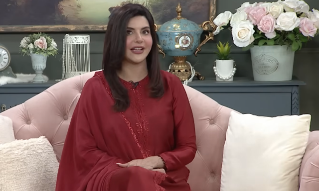 ’ہر شو میں ایک نئی کہانی ہوتی ہے‘، ندا یاسر کو پھر تنقید کا سامنا