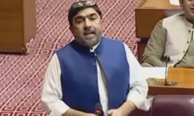 الیکشن کمیشن نے ممبر قومی اسمبلی عبداللطیف چترالی کو نااہل قرار دیدیا
