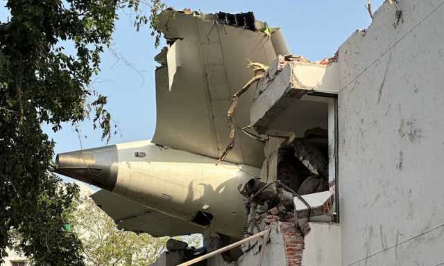 احمد آباد ایئر انڈیا حادثہ، طیارے کے انجن بند ہونے کی وجہ سامنے آ گئی