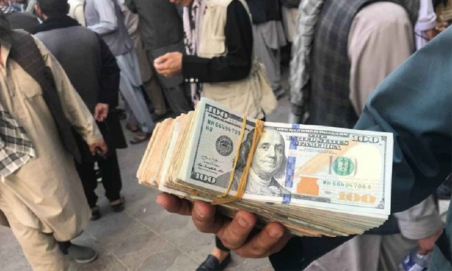 ڈالر اسمگلنگ: طورخم بارڈر کا ڈالر ریٹ سے کیا تعلق؟