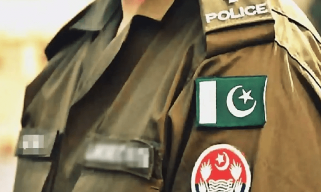 خواتین کے باتھ روم میں ویڈیو بنانے والا پولیس ہیڈ کانسٹیبل گرفتار