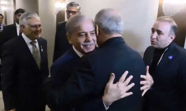 آذربائیجان: وزیراعظم کی ایرانی صدر سے ملاقات، پاک ایران تعلقات کو مضبوط بنانے کا عزم