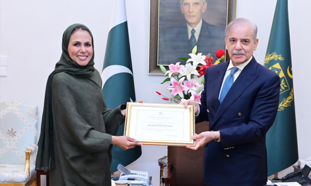 قطری کوہ پیما شیخہ اسما پاکستان کے ’پہاڑوں اور سیاحت‘ کی برانڈ ایمبسیڈر مقرر، وزیراعظم نے اعلان کردیا