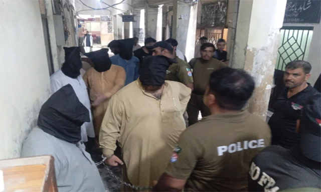 غیرت کے نام پر 17 سالہ سدرہ کے قتل میں ملوث والد، بھائی اور سابق شوہر نے اعتراف جرم کرلیا