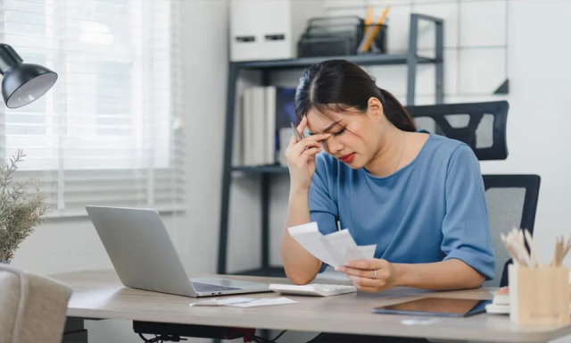 امریکا میں کتنے فیصد ملازمین کو خوراک کے حصول، بچوں کی نگہداشت میں مشکل کا سامنا؟