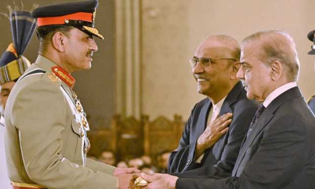 زرداری مستعفی نہیں ہورہے، فیلڈ مارشل نے کبھی صدر بننے کی خواہش ظاہر نہیں کی، وزیراعظم شہباز شریف