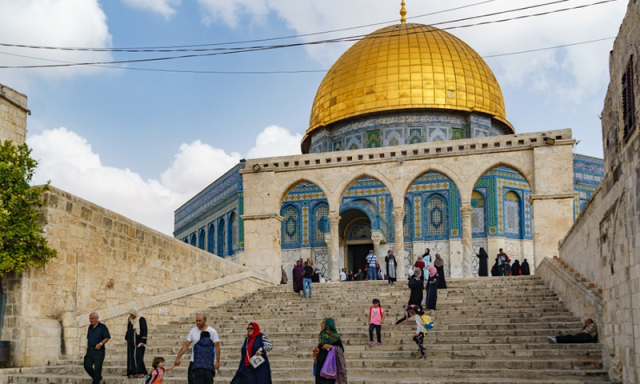 اسرائیل نے بیت المقدس کے مفتی اعظم پر پابندی لگادی
