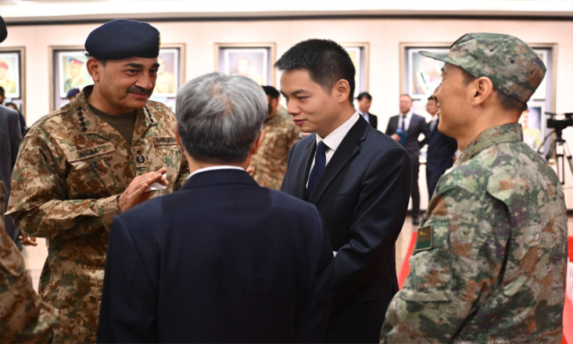 پاک چین دوستی منفرد، ہر آزمائش میں کامیاب اور دگرگوں عالمی حالت کے باوجود بدستور مضبوط ہے، فیلڈ مارشل عاصم منیر