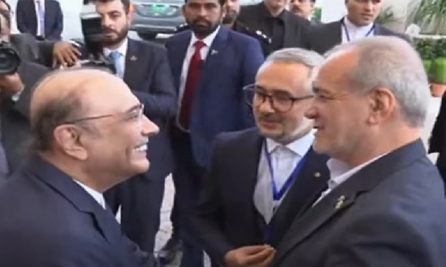 پاکستان اور ایران کا دو طرفہ تعاون کو وسعت دینے کے عزم کا اعادہ، آصف زرداری مسعود پزشکیان ملاقات کا اعلامیہ
