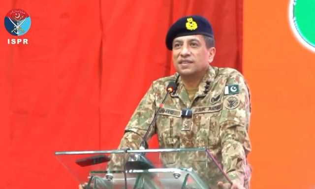 راولپنڈی میڈیکل یونیورسٹی میں ڈی جی آئی ایس پی آر اور طلبا کی قومی جذبے سے بھرپور اظہار یکجہتی