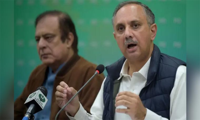 پشاور ہائیکورٹ نے الیکشن کمیشن کو عمر ایوب اور شبلی فراز کیخلاف کارروائی سے روک دیا