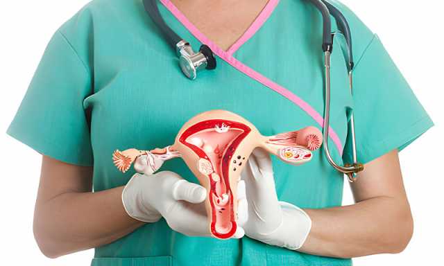 سروائیکل کینسر سے بچاؤ ممکن: ماہرین کا HPV ویکسین کو قومی پروگرام میں شامل کرنے کا مطالبہ