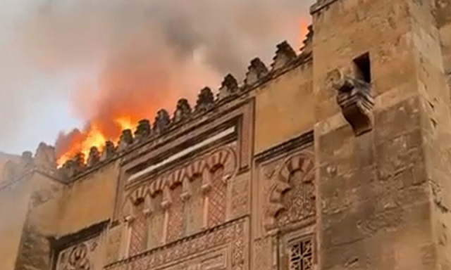 اسپین کی تاریخی مسجد میں آتشزدگی، متاثرہ حصہ بند