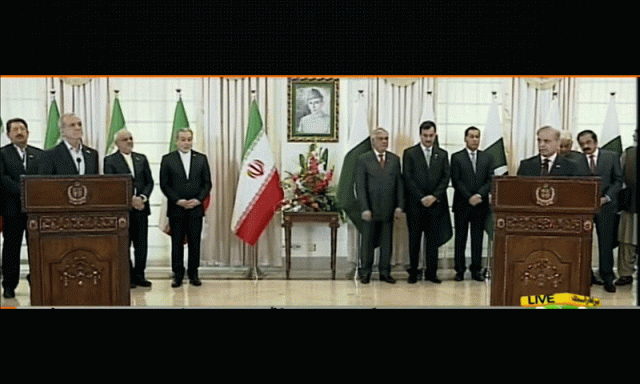 ایران اور پاکستان کا 10 ارب ڈالر سالانہ تجارتی ہدف، کئی ایم او یوز پر دستخط — شہباز شریف و مسعود پزشکیان کی مشترکہ پریس کانفرنس