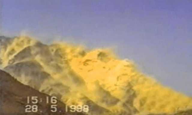 یوم تکبر کے موقع پر ملک بھر میں قرآن خوانی کا اہتمام، علمائے کرام کی طرف سے خصوصی دعائیں