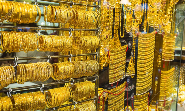 سونے کی قیمت میں ساڑھے 10 ہزار روپے کی بڑی کمی