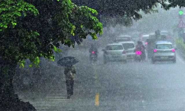 آئندہ 24 گھنٹوں میں ملک کے کن حصوں میں بارش اور برف باری ہوگی؟