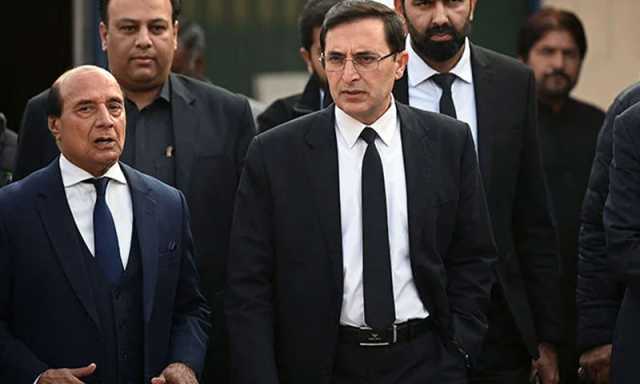 پی ٹی آئی کا بیانیہ ملک دشمن نہیں، آئی ایس پی آر کی پریس کانفرنس سے مایوسی ہوئی، بیرسٹر گوہر