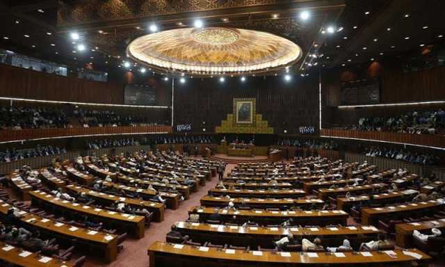 ماضی میں کون سی آئینی ترامیم قومی اسمبلی سے پہلے سینیٹ میں پیش کی گئیں؟