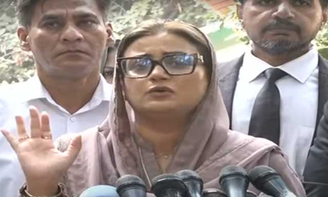 وزیراطلاعات پنجاب کی صحافیوں کو نوکریوں سے نکالنے کی دھمکی؟ پرانی ویڈیو وائرل