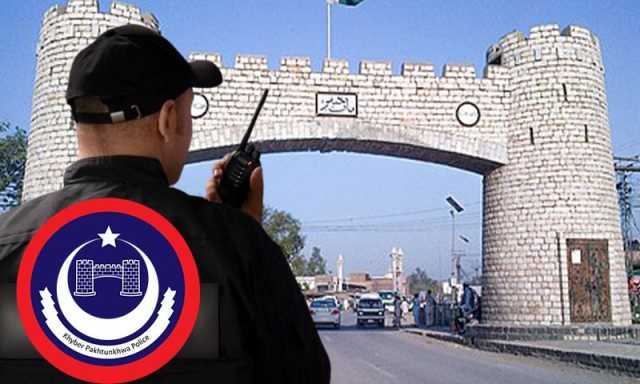 پشاور: بھانہ ماڑی میں پولیس وین کے قریب بم دھماکا، 4 اہلکار زخمی