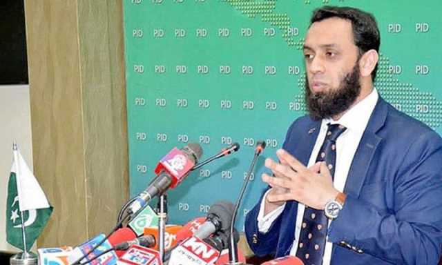 عالمی جریدوں نے تسلیم کیا کہ عمران خان اہم فیصلے توہمات کی بنیاد پر کرتے تھے، عطا تارڑ