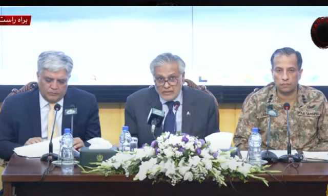 ’بھارت جان بوجھ کر حالات کشیدہ کر رہا ہے‘ نائب وزیراعظم اسحاق ڈار، ڈی جی آئی ایس پی آر ، ترجمان دفتر خارجہ کی مشترکہ پریس کانفرنس