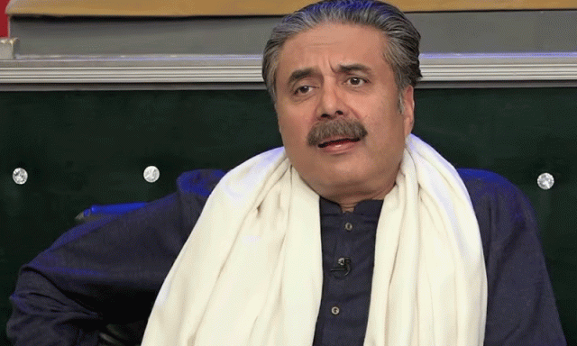 ’ان پر غداری کا مقدمہ بننا چاہیے‘، پاکستان کے خلاف زہر اگلنے پر آفتاب اقبال پر شدید تنقید