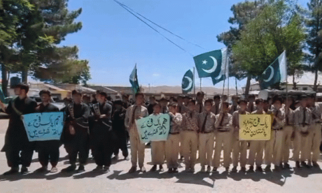قلات میں ہندوستان کی جارحیت کے خلاف احتجاجی ریلی کا انعقاد