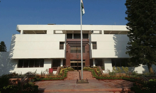 پاکستان کا بھارت کو جواب، ہائی کمیشن کے اہلکار کو ناپسندیدہ قرار دیکر ملک چھوڑنے کی ہدایت