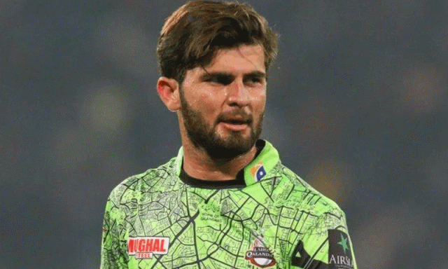 ’پرفارمنس زیرو اور غرور سو فیصد‘، شاہین شاہ آفریدی رویے کی وجہ سے تنقید کی زد میں