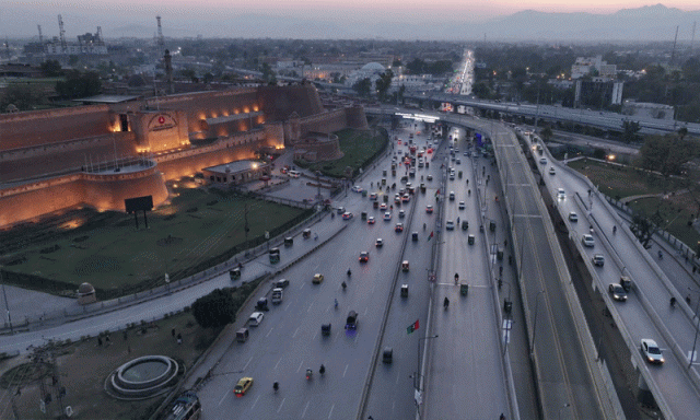 پشاور میں ڈرونز اور کواڈ کاپٹرز اُڑانے پر پابندی، دفعہ 144 نافذ