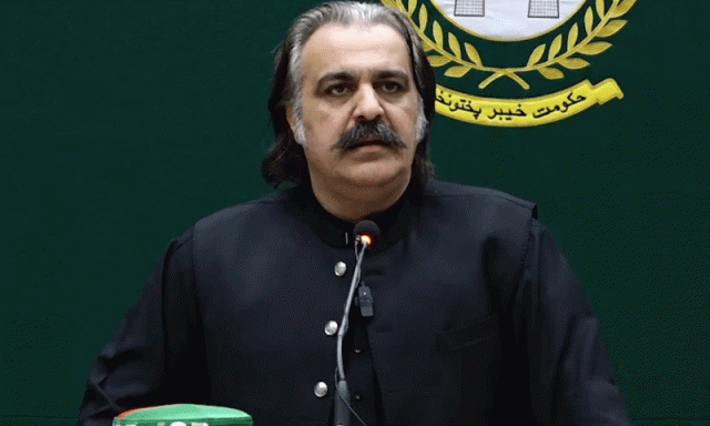 یومِ آزادی پر وزیر اعلیٰ خیبرپختونخوا کا قوم کو مبارک باد، شہدا کو خراجِ عقیدت