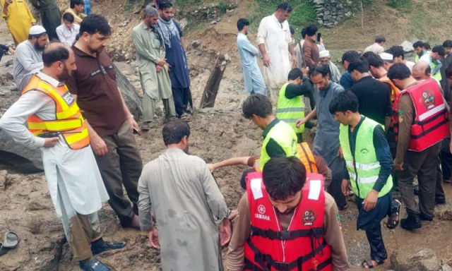 خیبر پختونخوا میں سیلاب متاثرین کے لیے زلمی فاؤنڈیشن کا ایک کروڑ روپے امداد کا اعلان